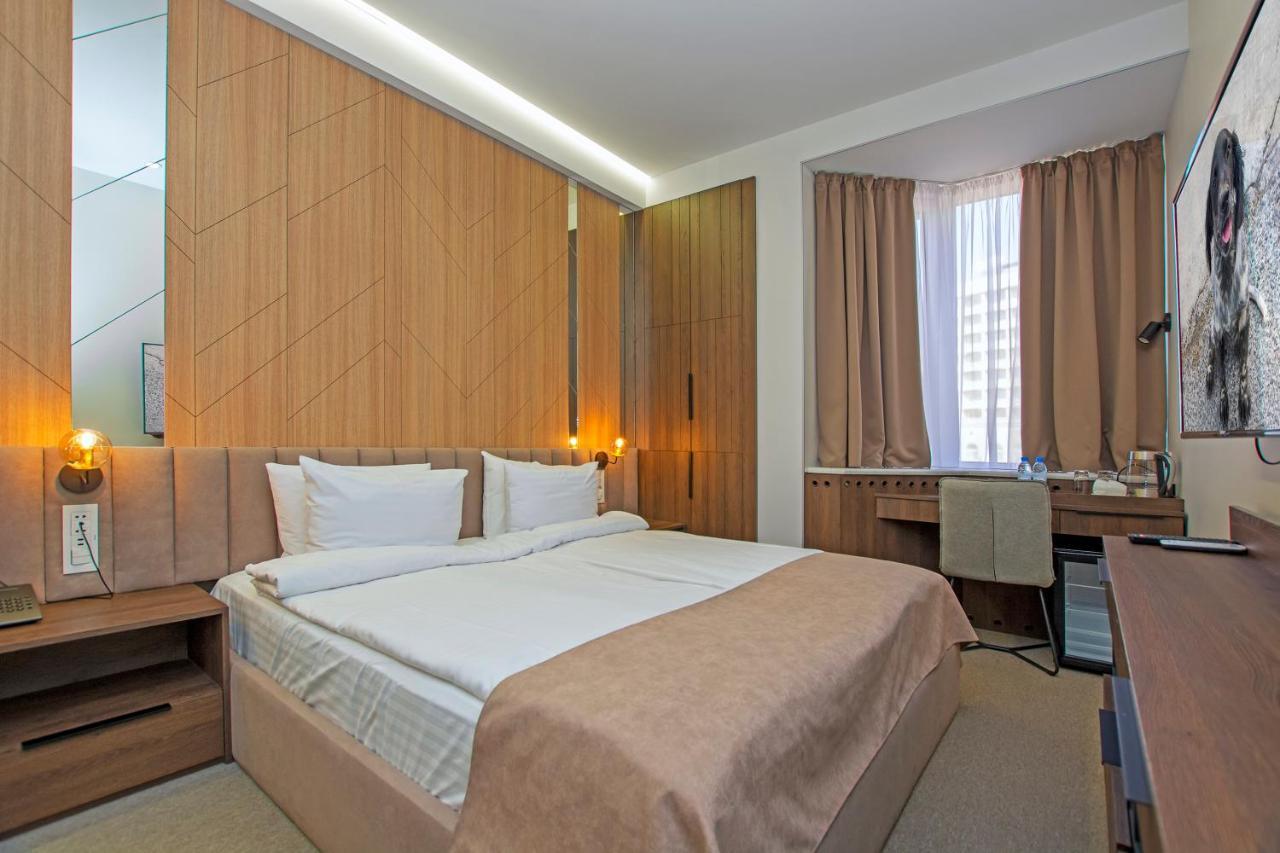 Cartez Hotel Jerevan Exteriör bild