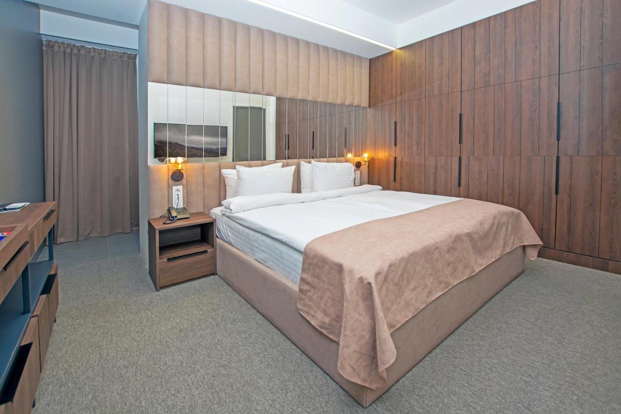 Cartez Hotel Jerevan Exteriör bild